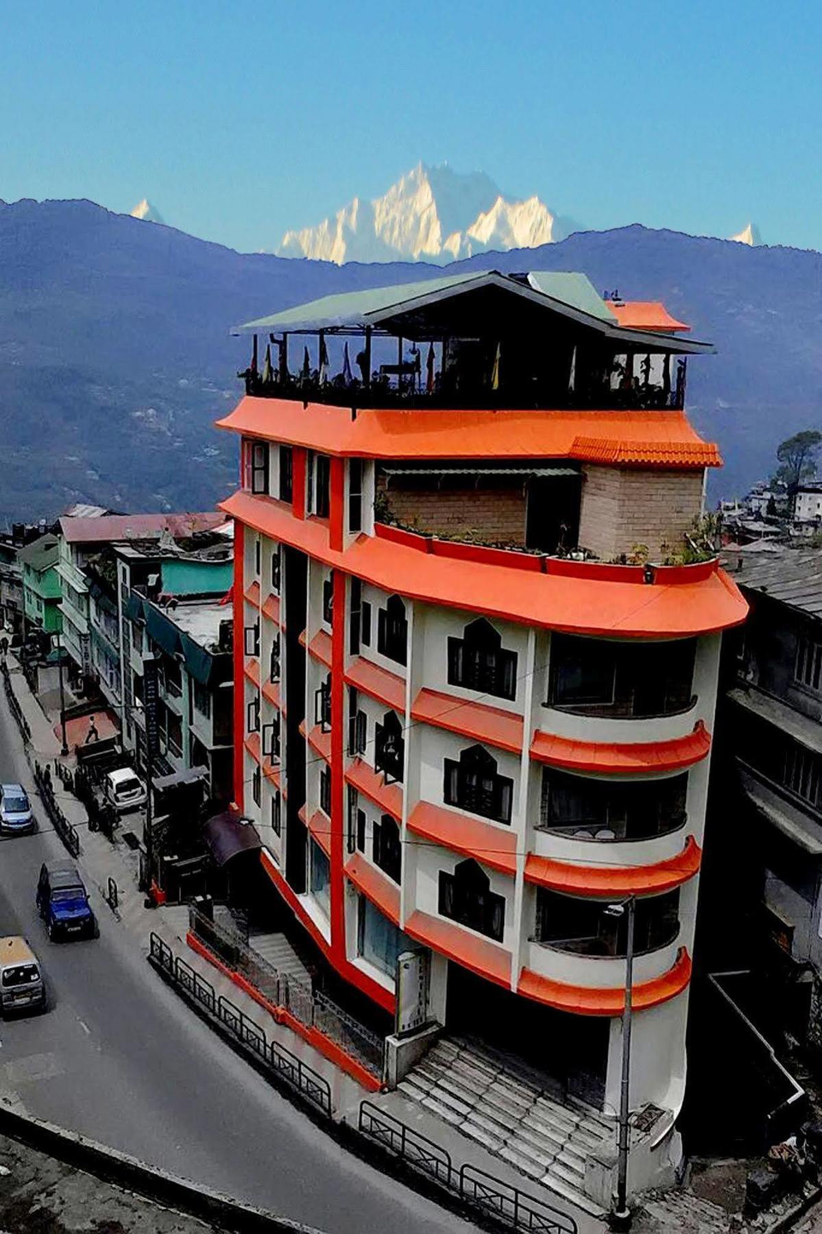 Central Hill Resort The Mall Road Gangtok Exterior photo